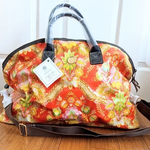NWT Anna Griffin laminated fabric duffle